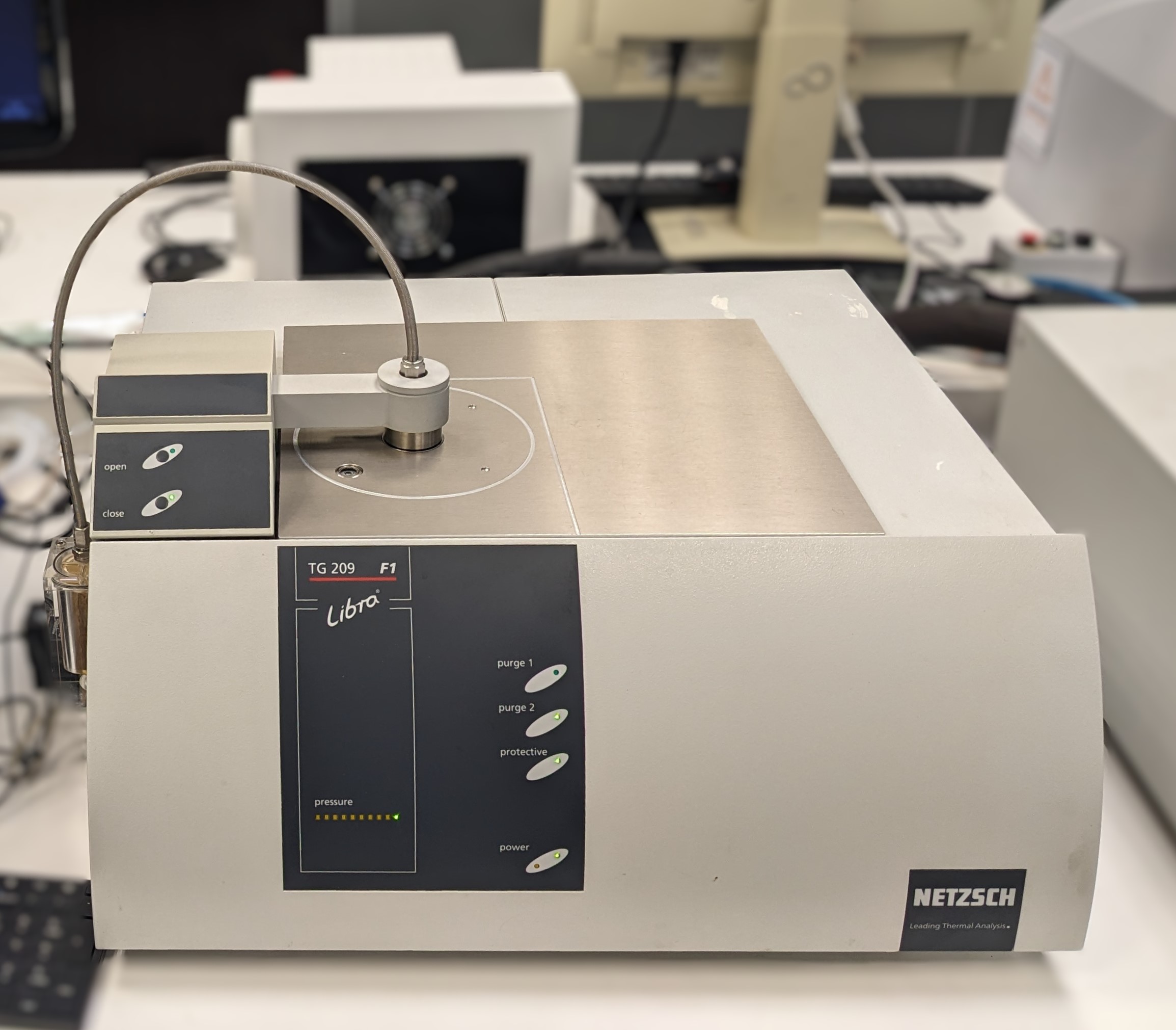 Thermogravimetric analysis (TGA)